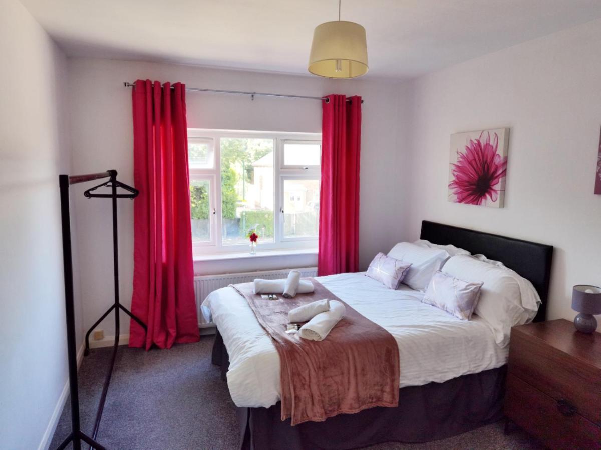Perry Road, Beautiful Large House Available For Guests And Contractors Parking Wifi Vila Nottingham Exterior foto